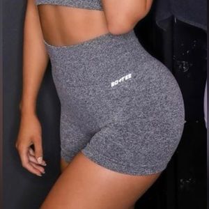 🆕 bo&tee black marl seamless high waisted shorts 🖤